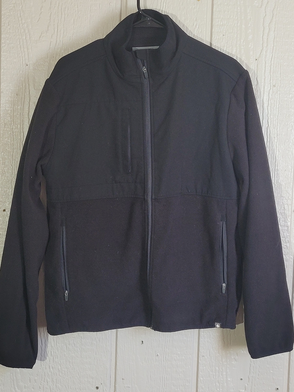 Figs Men's Black Full-Zip Performance Jacket
